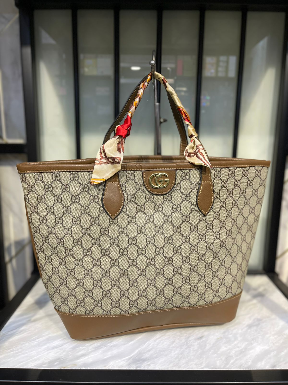 Ophidia Medium Tote bag | Premium Series