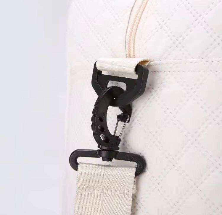 New Travelling Bag with Shoe portion| Imported