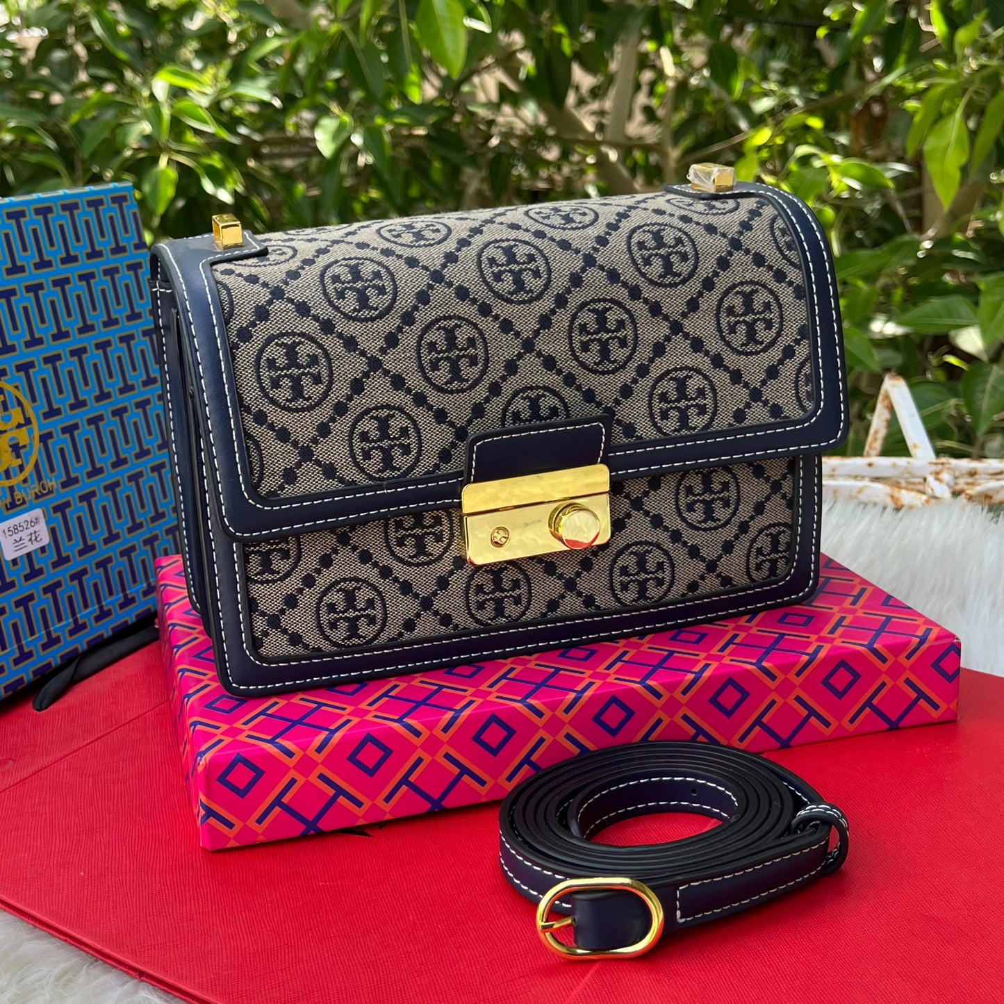 High Street Crossbody Bag | Premium Series