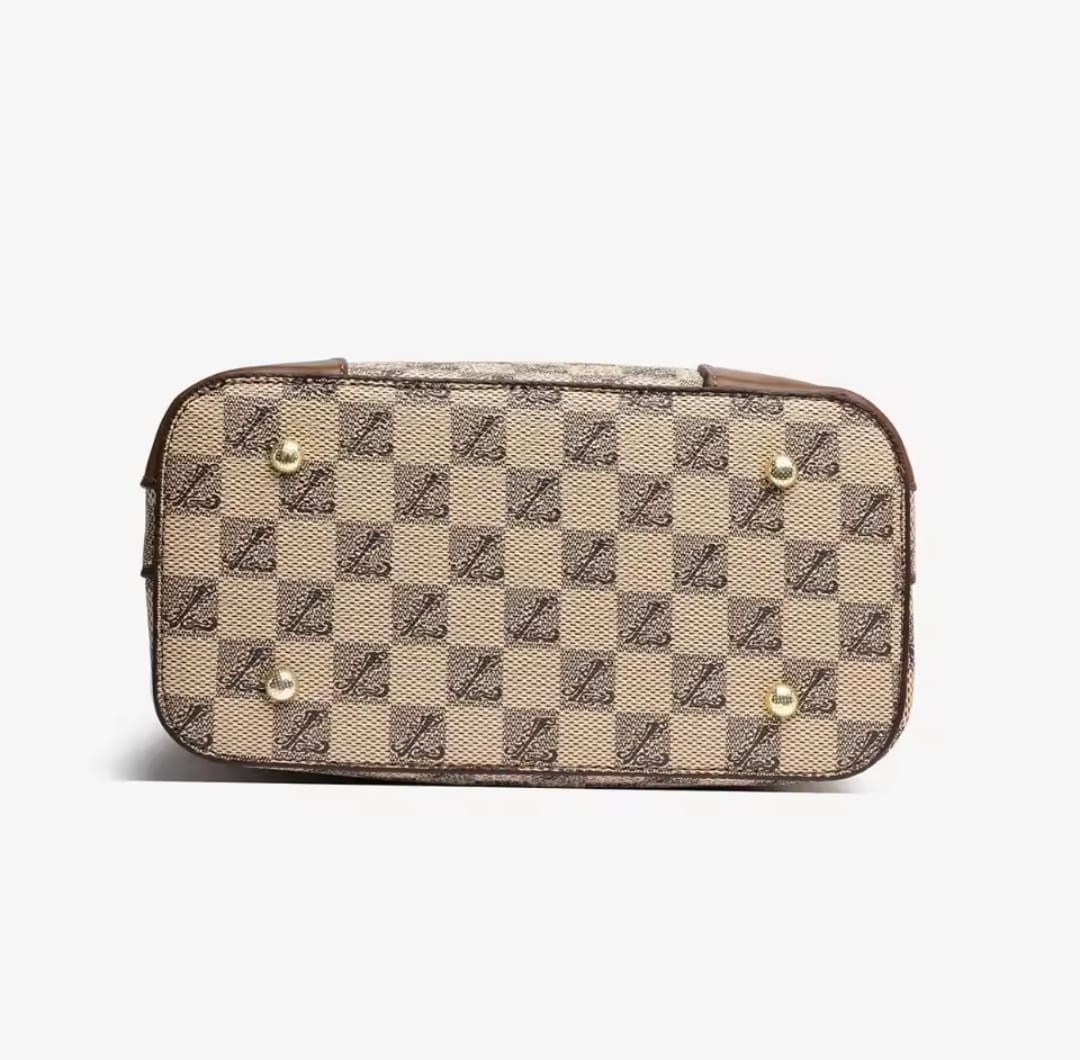 BAINIDAISHU HANDBAG | IMPORTED