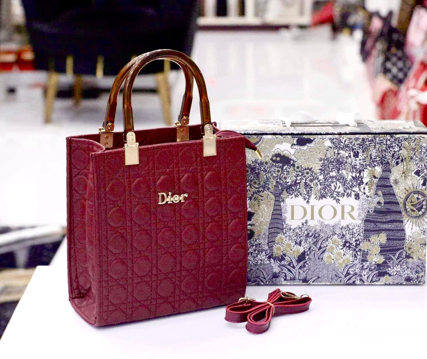 Exclusive DR Handbag | Premium Quality